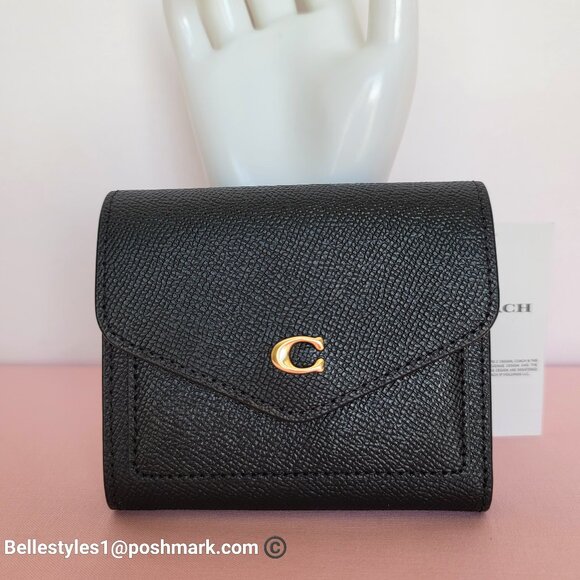 COACH Wyn Crossgrain Leather Small Leather Wallet- Black color 🎈89. SALE PRICE - Picture 1 of 16